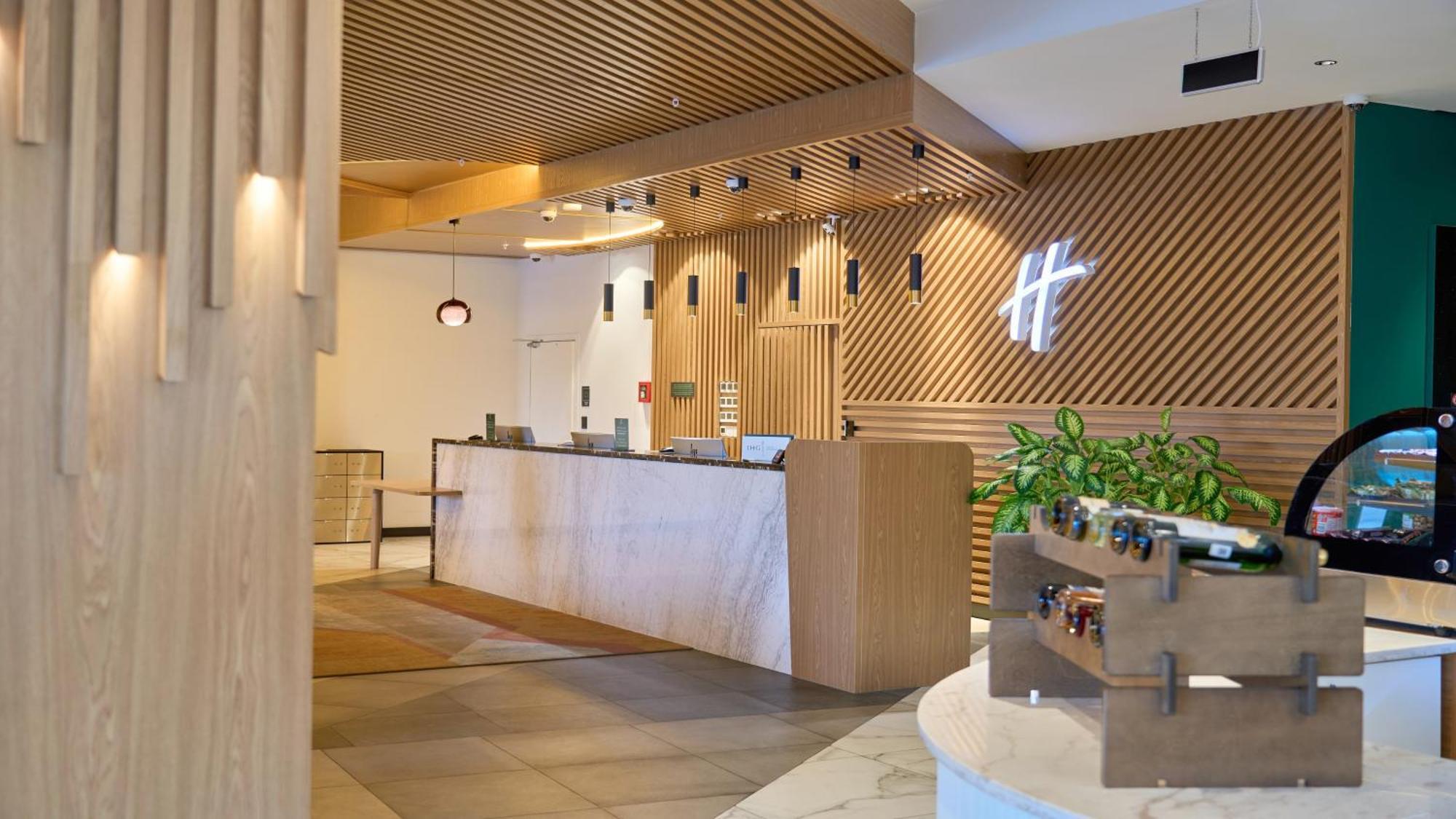 Holiday Inn Tashkent City By Ihg Exterior photo